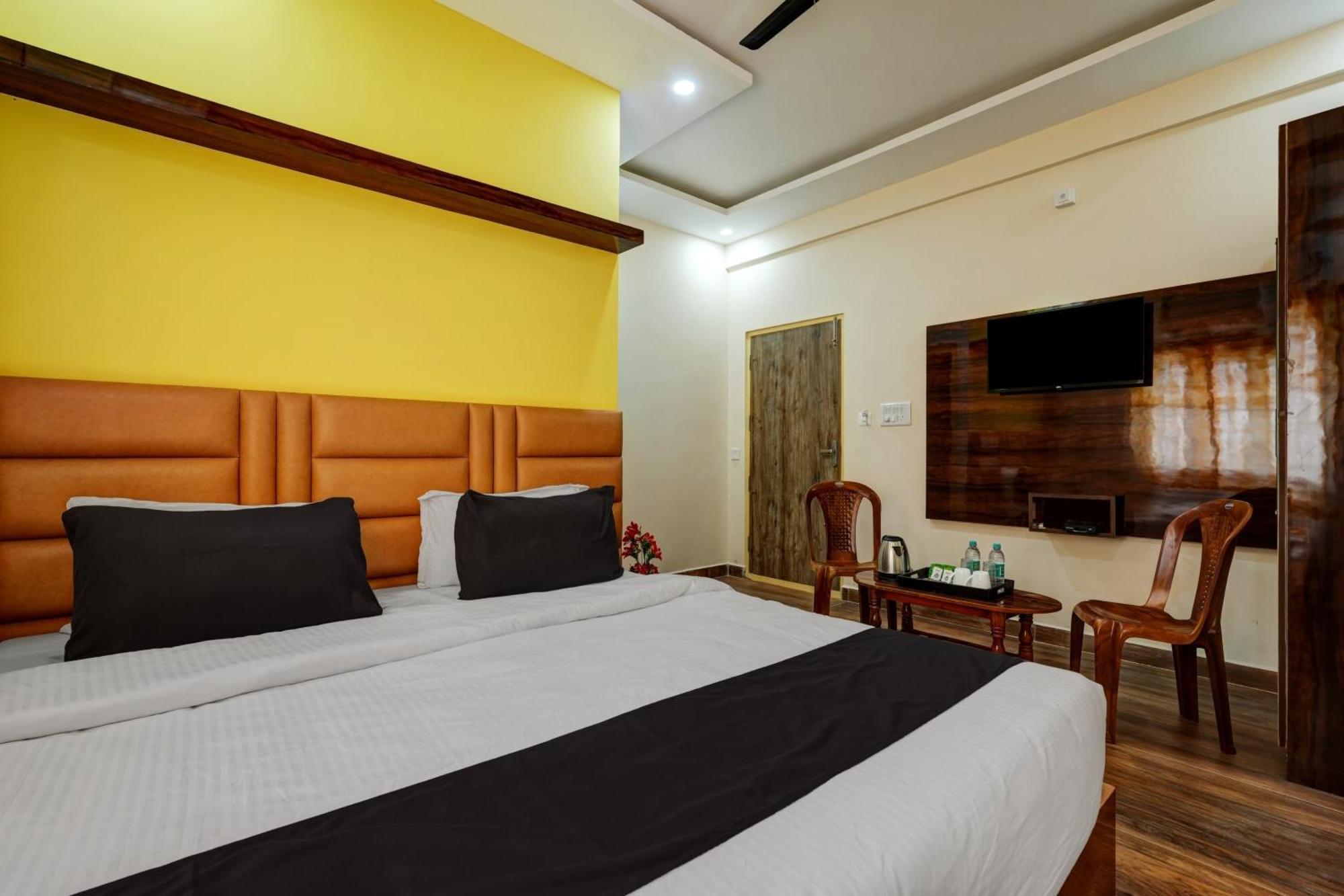 Collection O Utsav Grand Hotel Bangalore Exterior photo