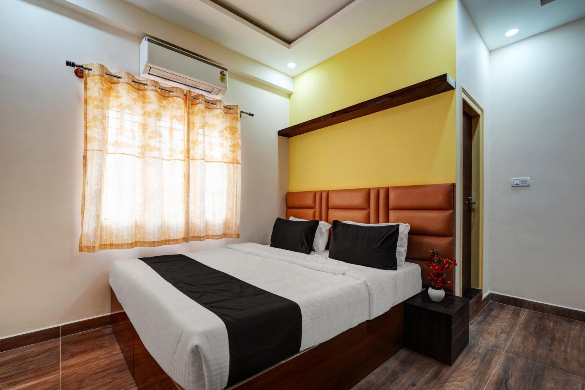 Collection O Utsav Grand Hotel Bangalore Exterior photo